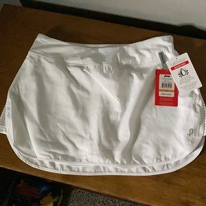 NWT White tennis skirt with inner liner